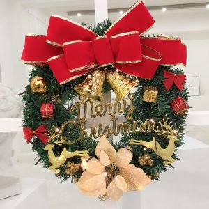 Deluxe Faux Pine Christmas Wreath Collection - Door & Wall Decor - Bell deer 40cm