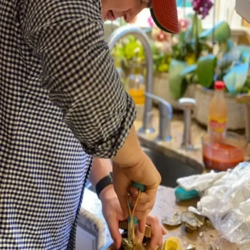 Sf5850c8fcb9f4e8db9b362693c3282a5B